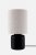 Florian 20 Bordslampa Vit bouclé/Svart