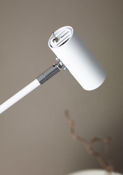 Detalj av Cato Golvlampa mattvit