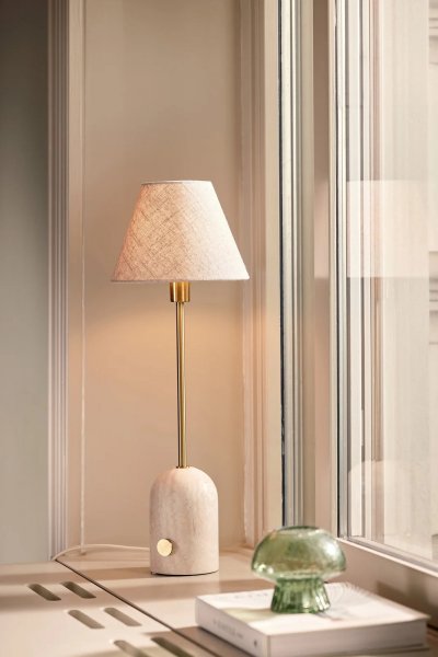 Gino 20 Bordslampa Beige travertin