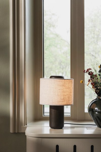 Bosco 25 Bordslampa Brunbetsad ek