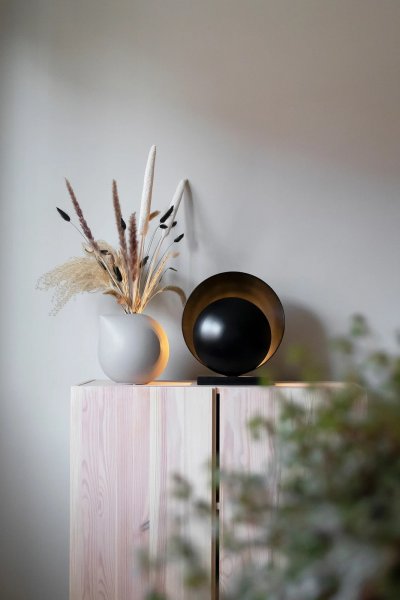 Orbit Bordslampa Svart