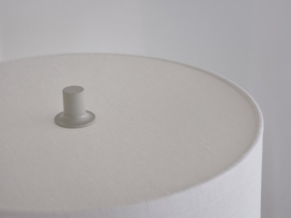Detalj av bordslampa Soft Ø34 linne vit/sand