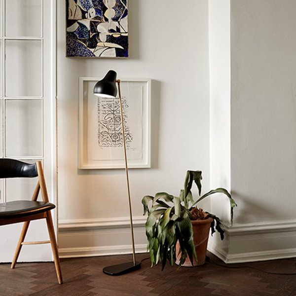 Golvlampa VL38, Svart